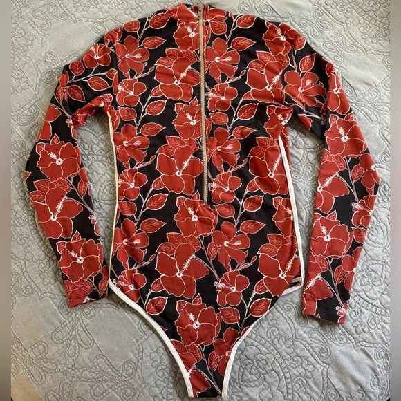 Acacia Mid Pacific Ehukai - Picture 2 of 3